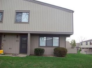 11875 Harbour Light Dr #1875, North Royalton, OH 44133
