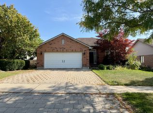 413 Ambleside Dr, London, ON N6G 4X9