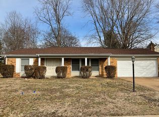 747 Fort Henry Rd, Belleville, IL 62221
