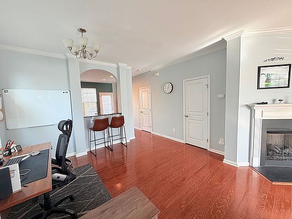 3rd image of 805 Cupola Dr