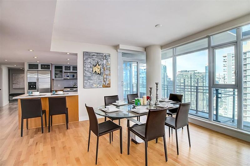 Vancouver Apartment for rent - 2 Bedrooms — photo 3