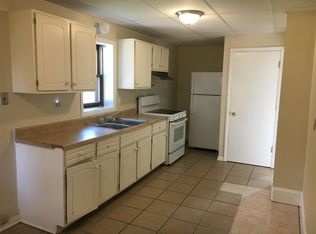 1336 S 10th St #1336, Manitowoc, WI 54220