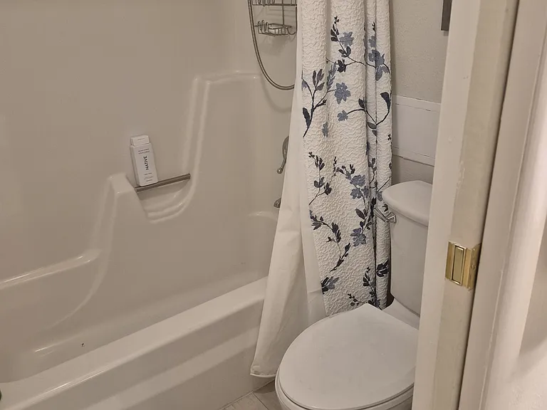 220 E La Bonte St #119 — Photo 8