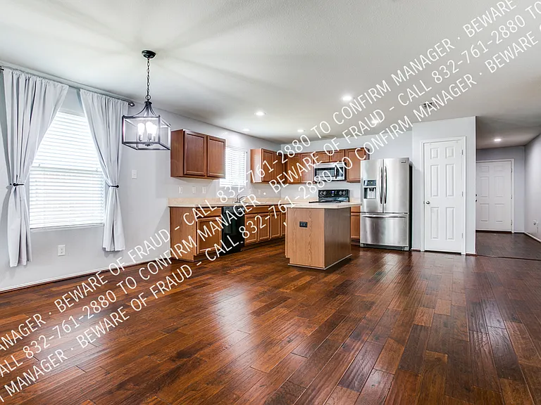 1128 Foxglove Ln — Photo 13
