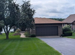 875 Breckenboro Rd, Davis, IL 61019