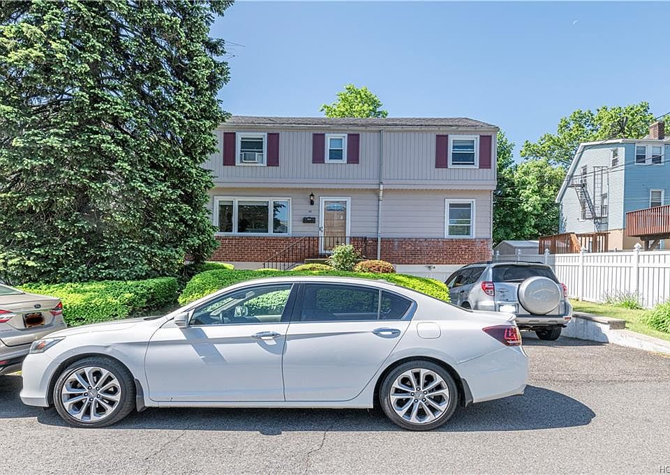 1st image of 10 Emerald St