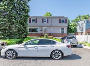 10 Emerald St, Yonkers, NY 10703