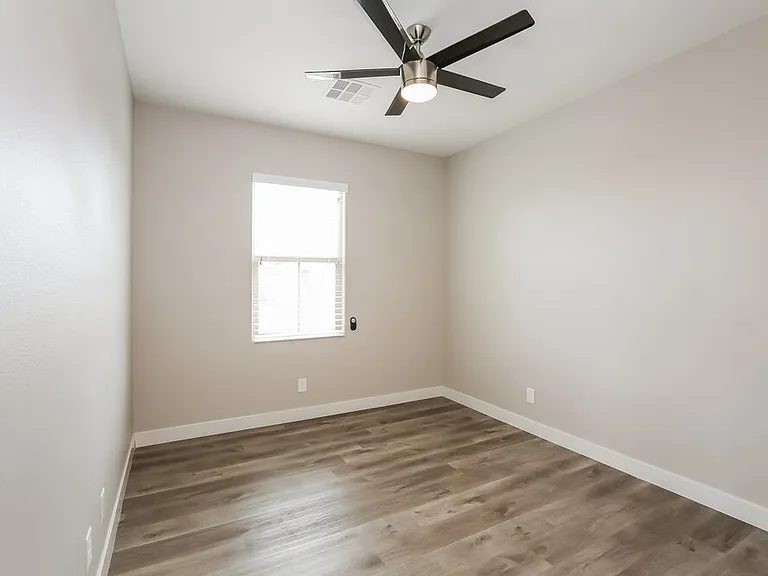 9918 Rams Leap Ave — Photo 17