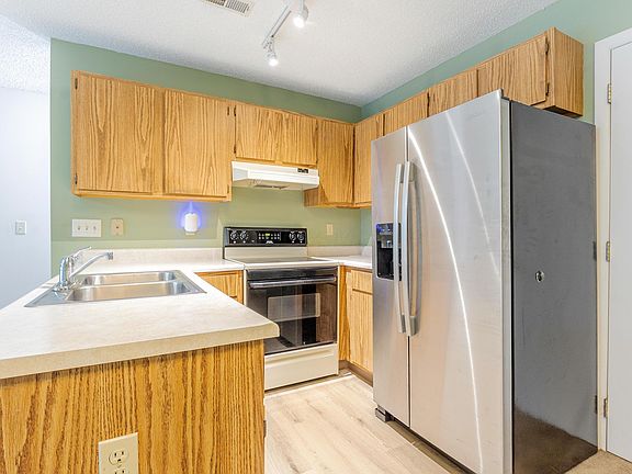 5th image of 108 Santa Anita Ave