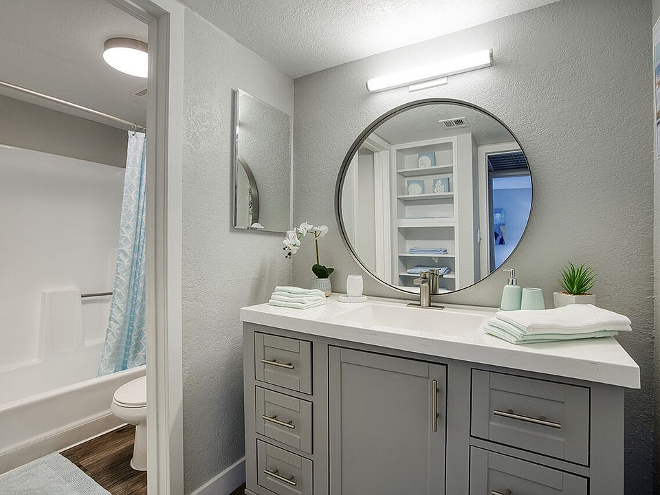 1st image of 6444 N 67th Ave APT 2029