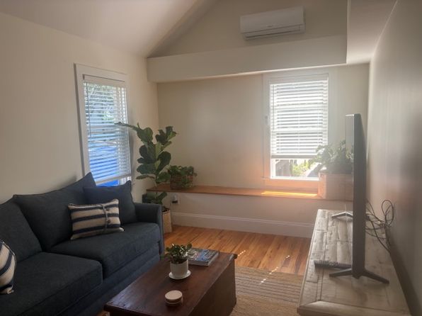 131 Broadway St #4