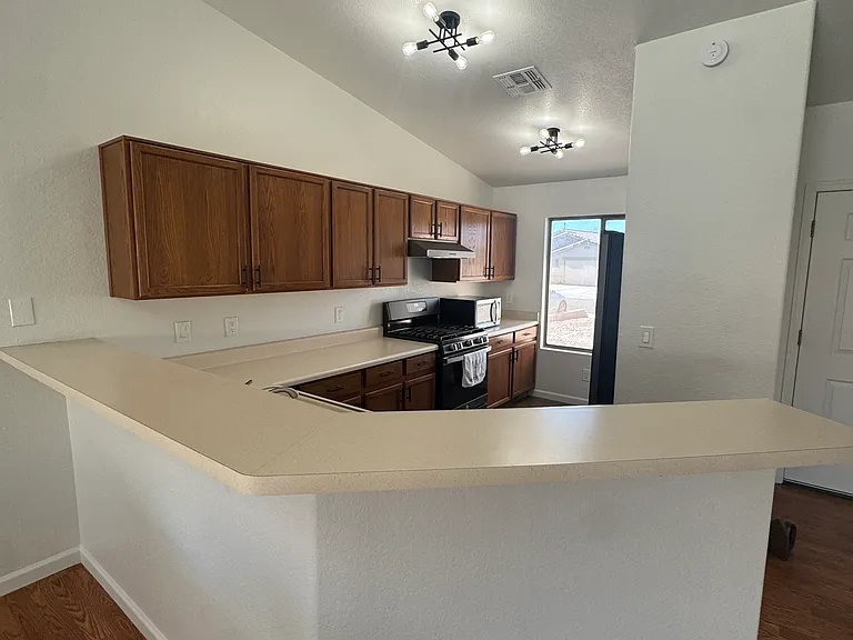 2542 W Brandy Crest Dr — Photo 8