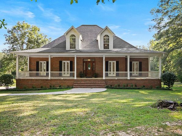 634 Westbrook Dr