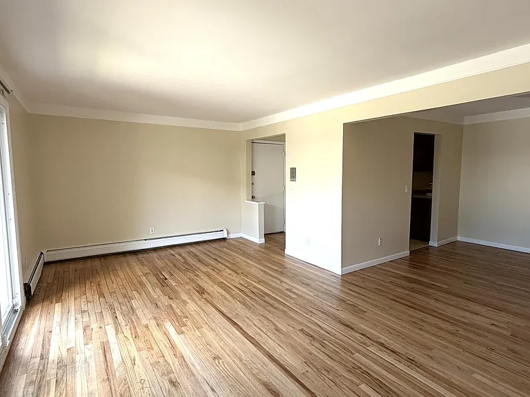 1209 Island Dr #104 — Photo 4