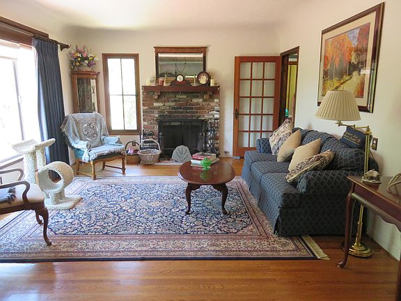Living room with fireplace