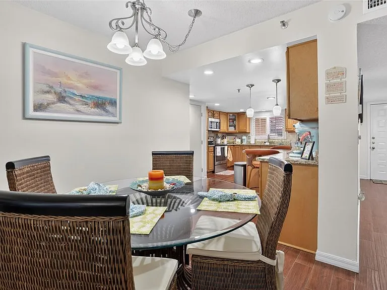 1166 Carmel Cir #100 — Photo 27
