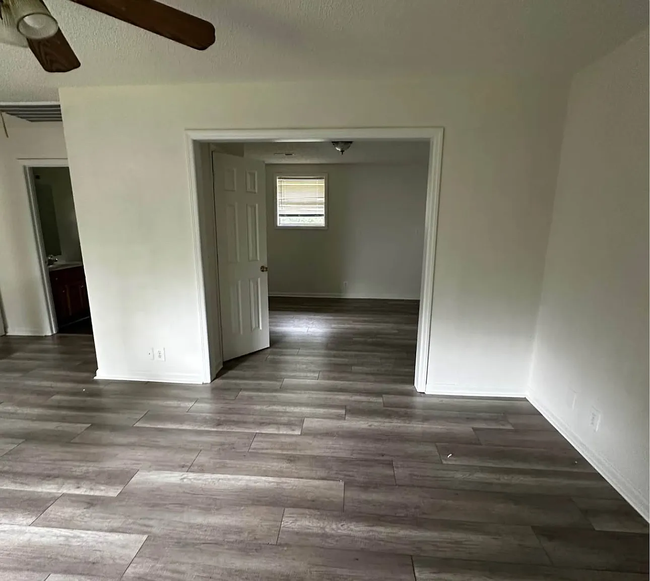4 bed, $1,850 — Photo 1