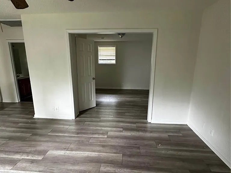 1861 Woodruff Ave #B — Photo 1
