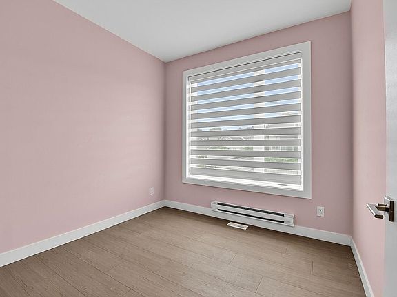 5th image of 2254 E 24th Ave #2