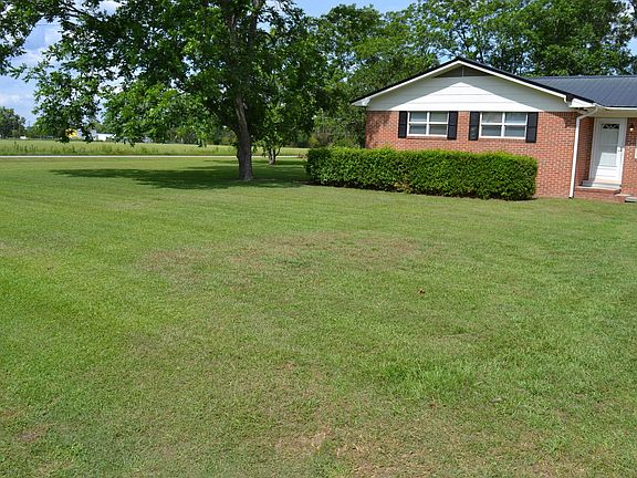 2nd image of 138 Cypress Cir