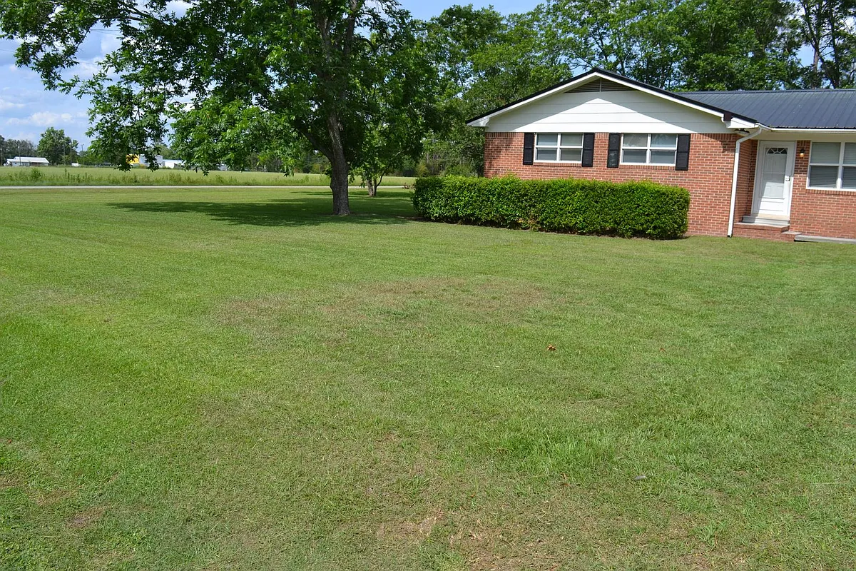 Building Photo - 138 Cypress Cir