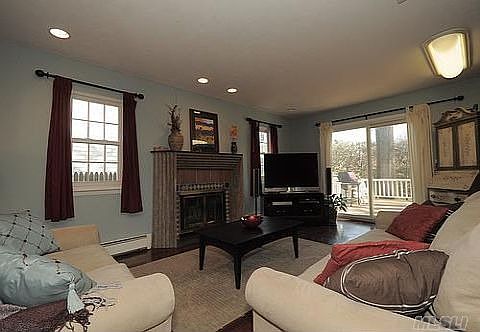5th image of 29 Wood Ave