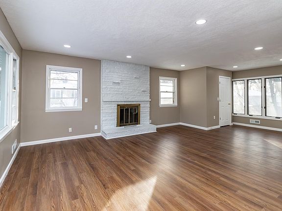 3rd image of 9140 Penn Ave S