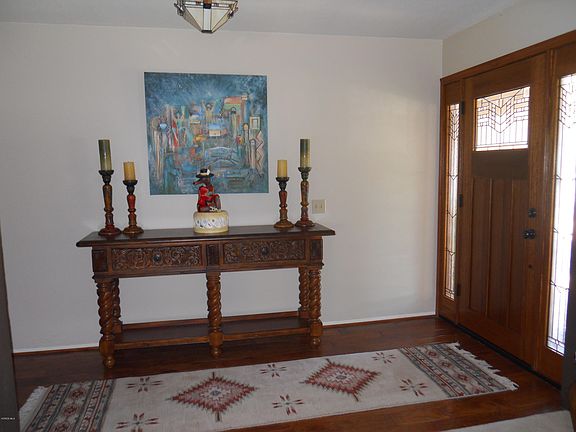 4th image of 54 Magellan St