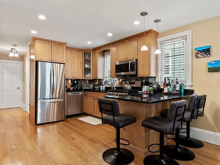 42 Pleasant St #1 — Photo 18