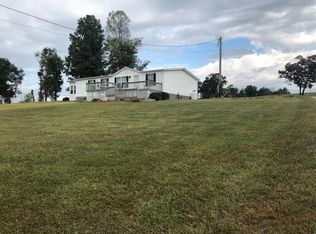 308 Fawn Trail Dr, New Tazewell, TN 37825