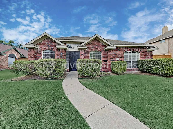 7409 Armstrong Ln, Rowlett, TX 75089