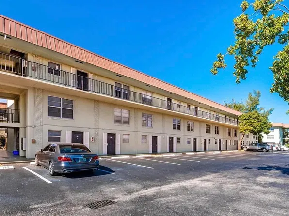 801 W Oakland Park Boulevard #B10, Oakland Park, FL 33311
