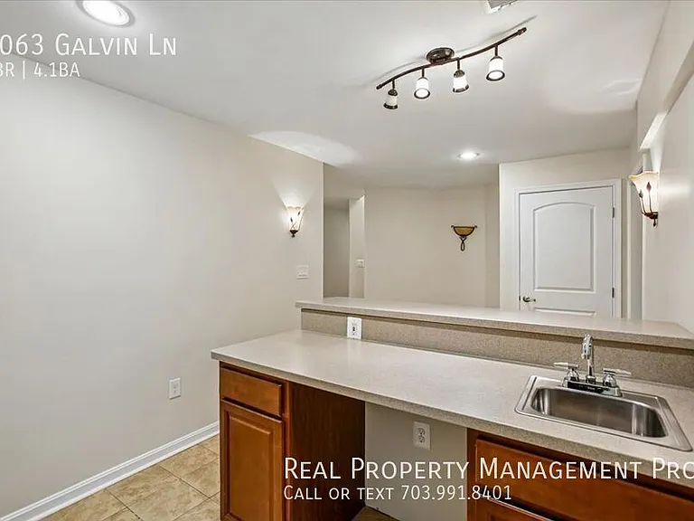 9063 Galvin Ln — Photo 33
