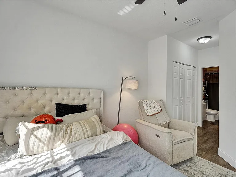 1315 N Santa Catalina Cir #1315 — Photo 35