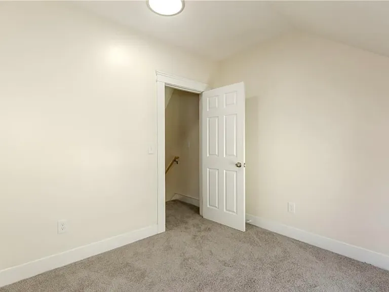 73-75 Maple Ave #1 — Photo 10