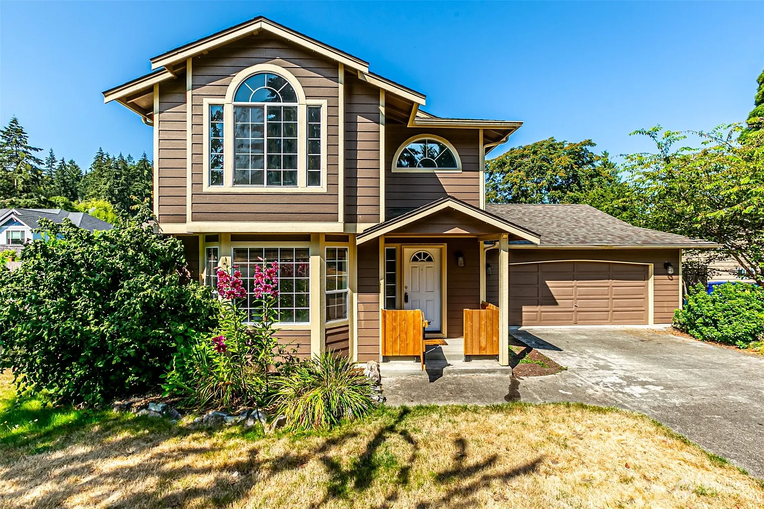 622 Roe Street photo 1