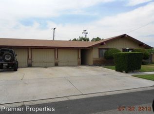 4562 E University Ave APT B, Fresno, CA 93703