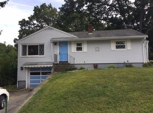 30 Norwood Rd, North Smithfield, RI 02896