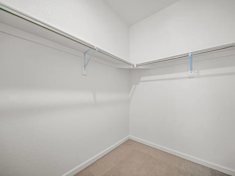 475 Millwall Cir — Photo 25