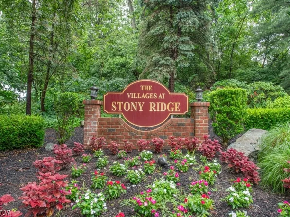 92 Carter Rd, Wanaque Boro, NJ 07420