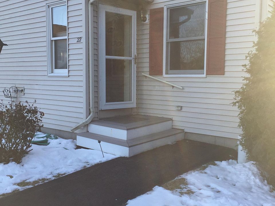 2nd image of 125 Portland Ave APT 22