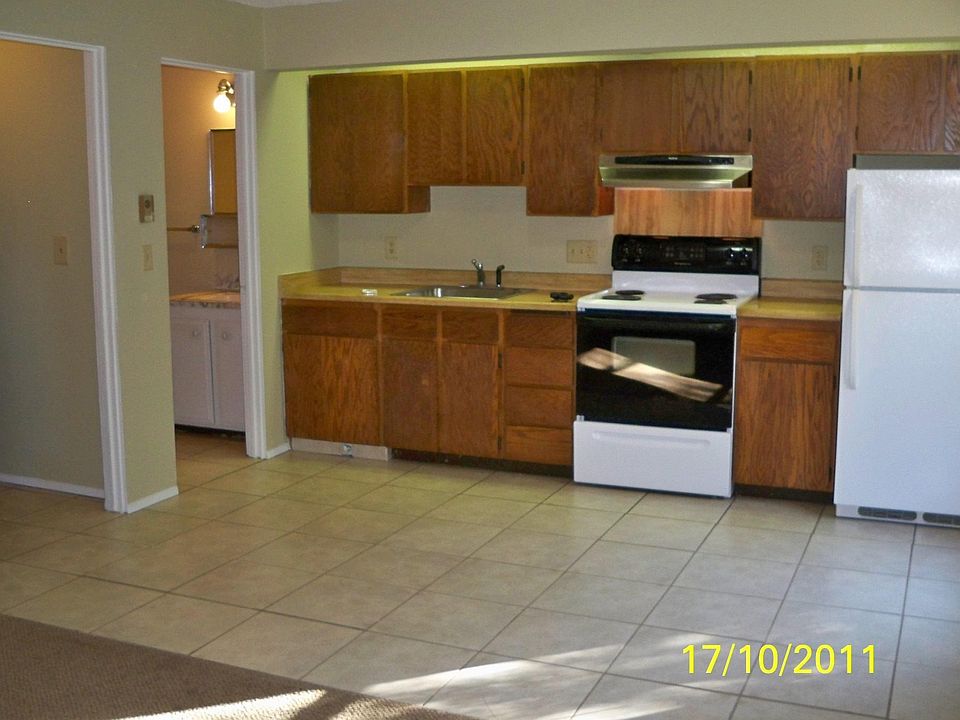 1st image of 12239 Des Moines Memorial Dr S #6A