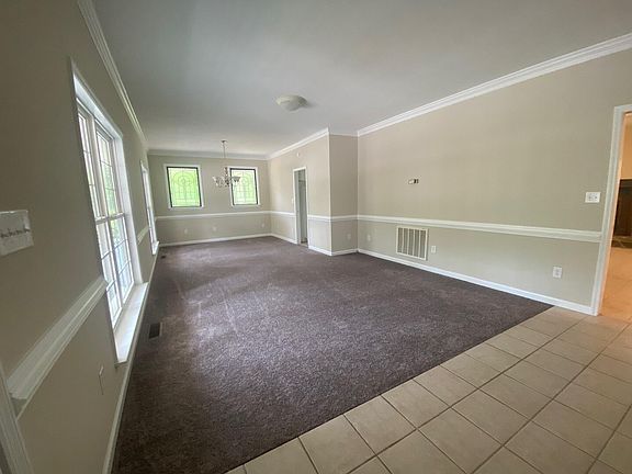 2nd image of 73 Leanne Dr