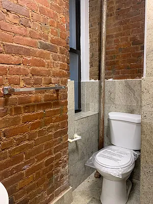 Rented by International Property Services LLC | media 6