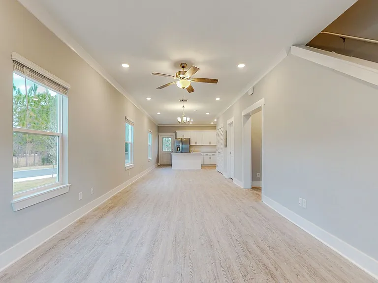 226 Date Palm Ln — Photo 8