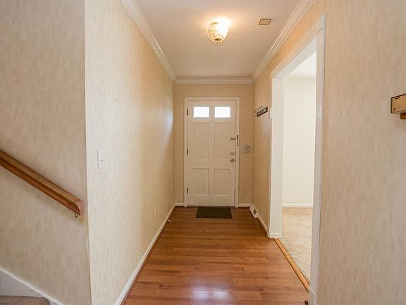5th image of 126 Buckwood Dr