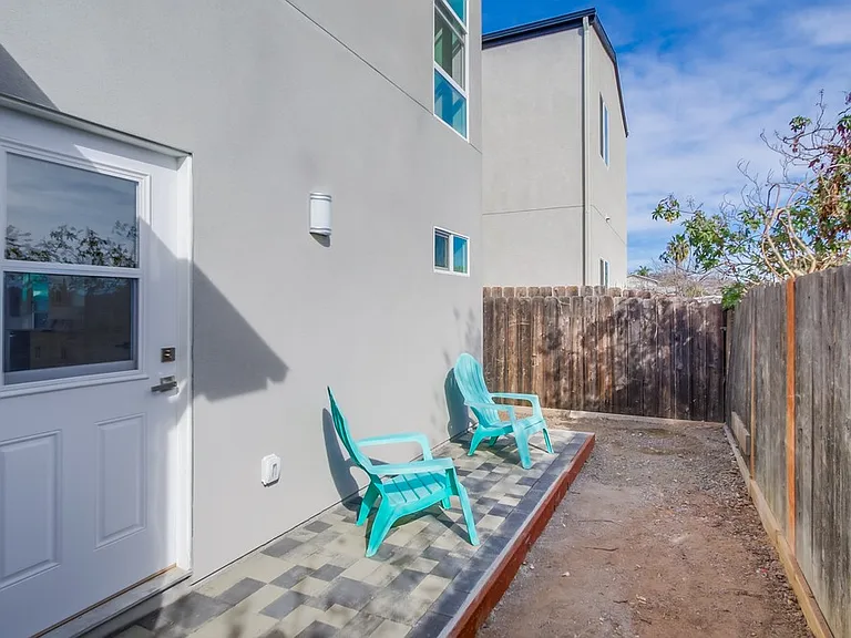 5119 Ewing St #2 — Photo 34