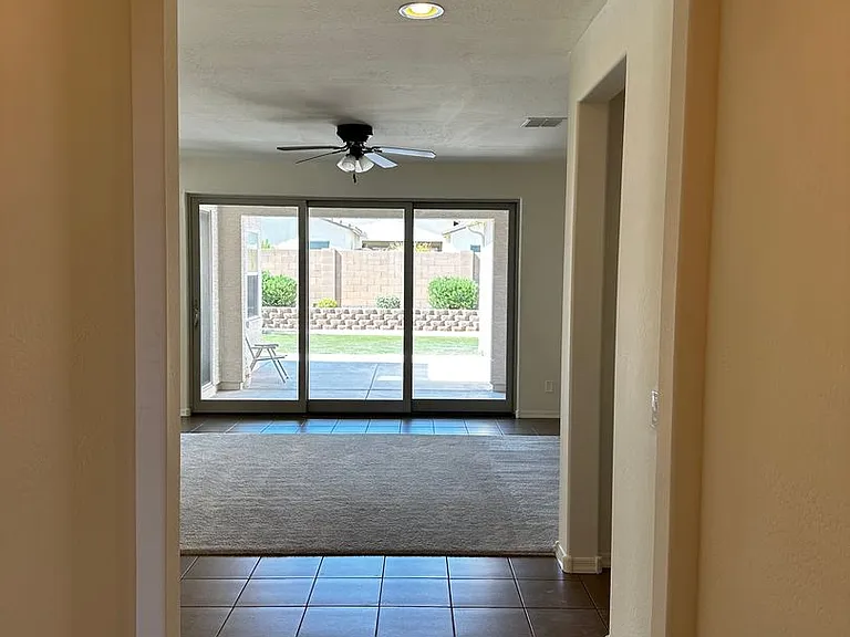 18618 W Mountain View Rd — Photo 3