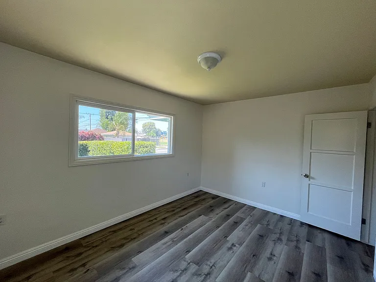 7420 Vicki Dr — Photo 13