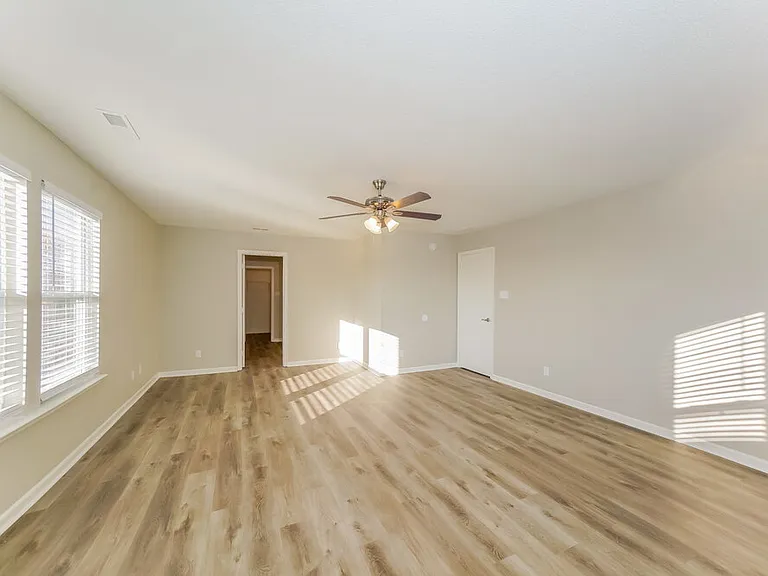 333 Sunburst Ln — Photo 11